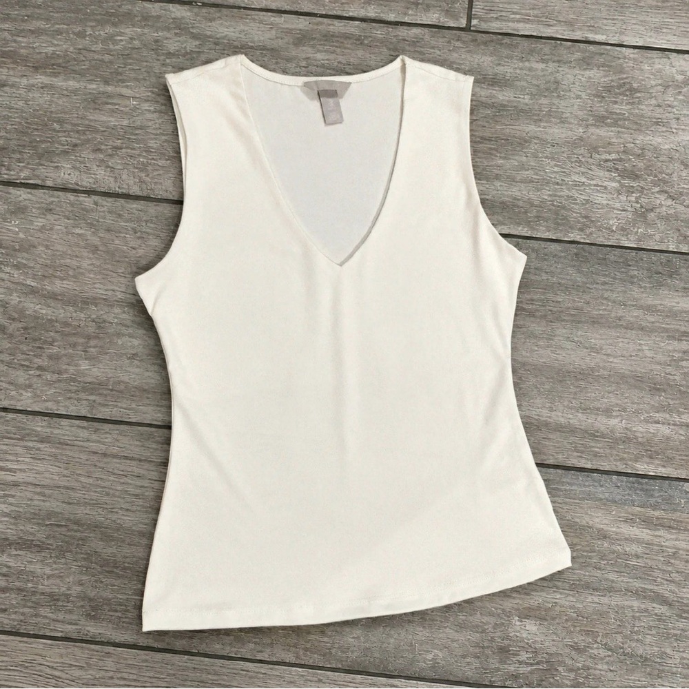 H&M White V-Neck Sleeveless Tank Top